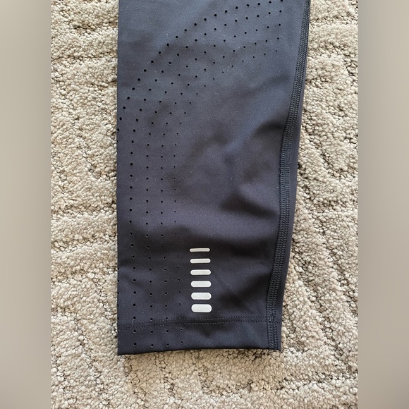 UA cropped leggings - Picture 3 of 4